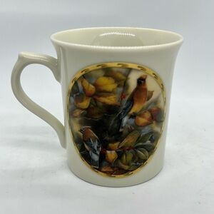 Vintage 1996 Lenox Mug “Among The Beeries” from the Natures Collage Collection